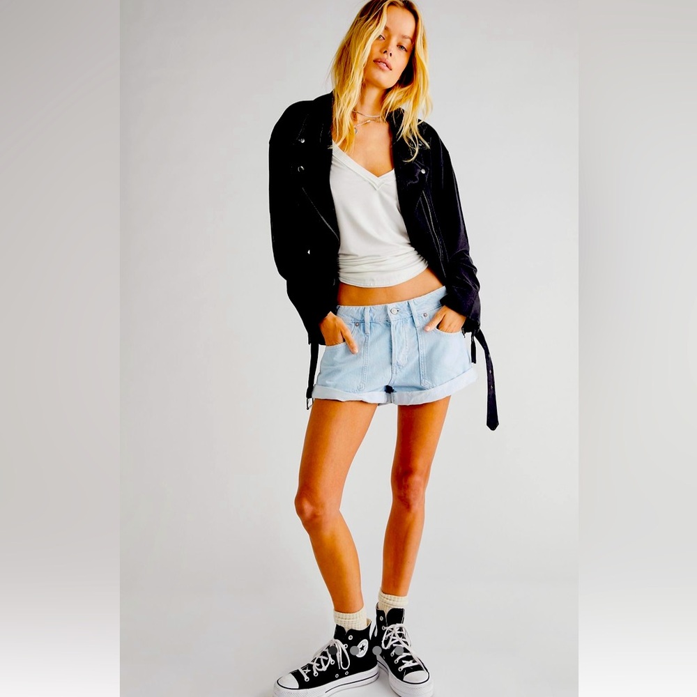 Free People’s We the Free Beginner’s Luck Slouch Shorts, Size 29,